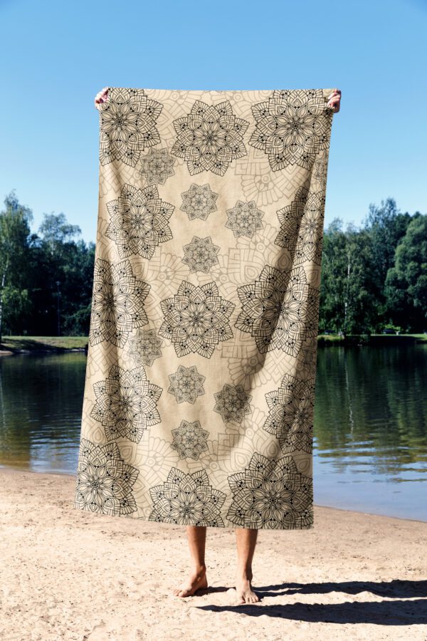 Essential Towel Mandala Plaj Havlusu - Görsel 5